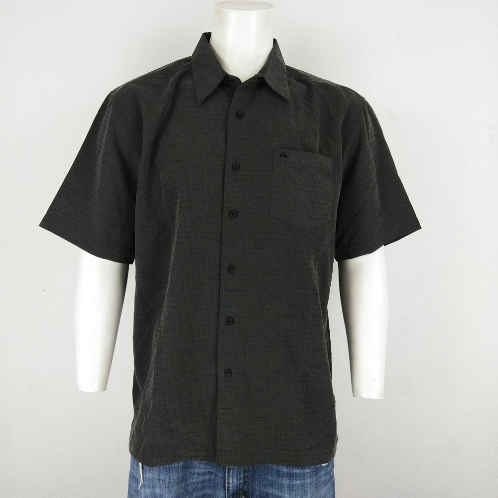 Quiksilver NWT black men's short sleeve shirt